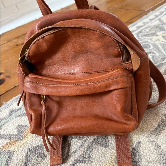 Madewell Handbags - Madewell Tan Leather Detail Backpack
